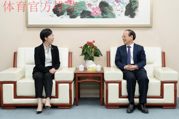 林晓华在京会见法国足协国际发展部主任 林晓华在京会见法国足协国际发展部主任
